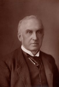 ""Charles Russell, první baron Russell z Killowenu (1832-1900), anglický právník. Lord hlavní soudce Anglie z roku 1894 (woodburytype) od W. and D. (after) Downey
