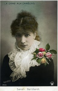Henriette Rosine Bernard aka Sarah Bernhardt (1844-1923) jako „Dáma s kaméliemi“ od Alexandra Dumase Jr. (foto)