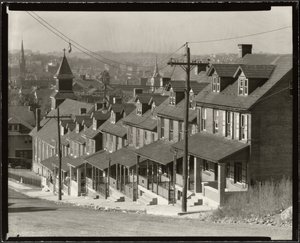 Domy pro dvě rodiny v Bethlehem, Pennsylvania od Walker Evans