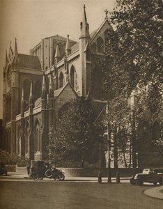 Bloomsbury Cathedral: Katolická apoštolská církev na Gordon Square, c1935.