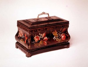 Pontypool čajový přihrádka, konec 18. století (cínové nádobí s rukojetí z pozlacené mosazi)