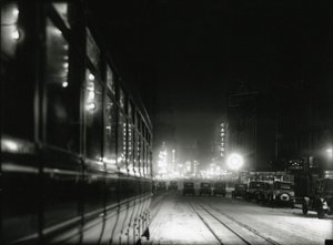 Noční pohled poblíž Times Square, c.1919-20 od William Davis Hassler