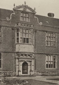 Doorway, Entrance Bay, jižní křídlo, Cobham Hall (černobílá fotografie) od William Galsworthy Davie