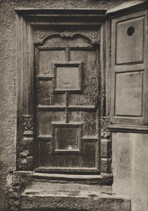 Doorway, Looe Street, Plymouth (černobílá fotografie) od William Galsworthy Davie