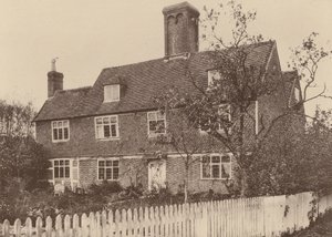 Farma Swiggshole, Horsmonden, Kent (čb fotografie) od William Galsworthy Davie
