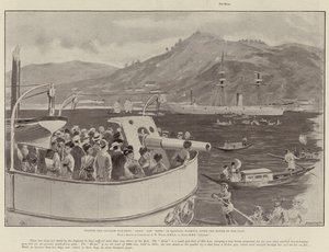 Návštěva japonských válečných lodí Akagi a Hiyei v přístavu Nagasaki po bitvě na Yalu