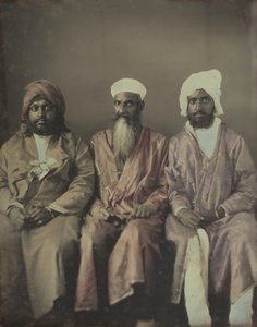 Portrét tří sedících mužů v turbanech bez názvu, 1853. od William Johnson