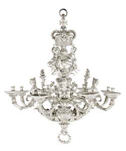 Givenchy Royal Hanover Lustr, 1736