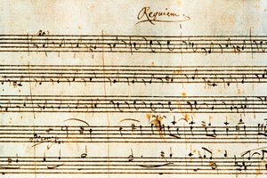 Autogram partitury Requiem, K. 626 od rakouského skladatele Wolfganga Amadea Mozarta (1756-1791)