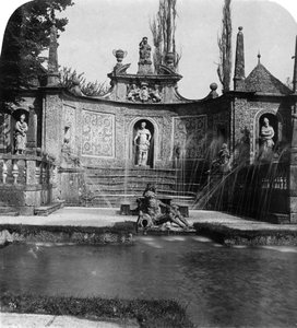 Kašna, zámek Hellbrunn, Salzburg, Rakousko, c1900.