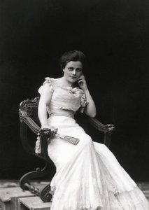 Ženský portrét od Henry Charles Fehr