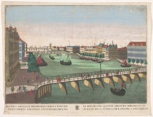Pohled na Binnen-Amstel mezi Blauwbrug a Hogesluis v Amsterdamu El rio Amstel, que por adentro mirahacia el puente de la represa de l