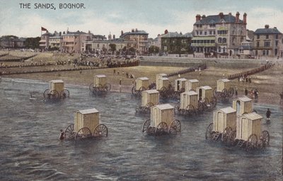 The Sands, Bognor (barevná fotografie) od (after) English photographer