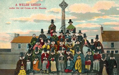Welsh Group, Old Cross, St Davids (barevné foto) od (after) English photographer