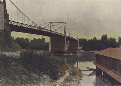 Chalonnes-sur-Loire (barevné foto) od (after) French Photographer