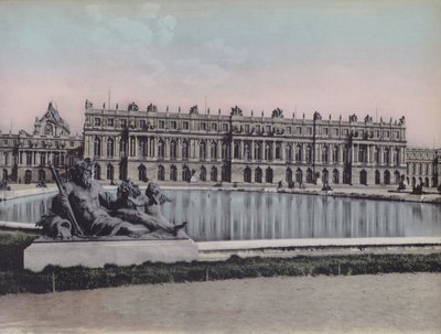 Hrad, Pohled do parku, Hrad, Pohled do parku (barevné foto) od (after) French Photographer
