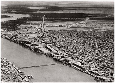 Bagdád z letadla, Irák, 1925 od A. Kerim
