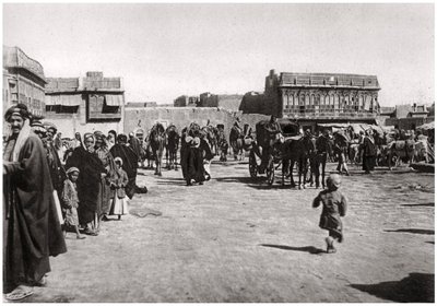 Náměstí bazaru v Basře, Irák, 1925 od A. Kerim