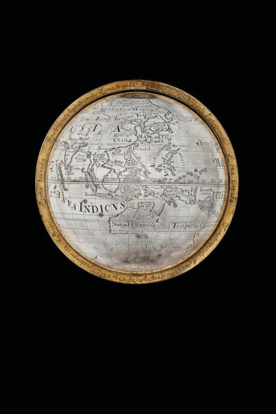 Dva výjimečné pozemské a nebeské glóby, podporované Herculesem a Atlasem, Augsburg, 1697-99 od Abraham Drentwett