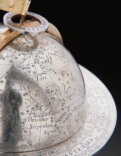 Dva výjimečné pozemské a nebeské glóby, podporované Hercules a Atlas, Augsburg od Abraham Drentwett