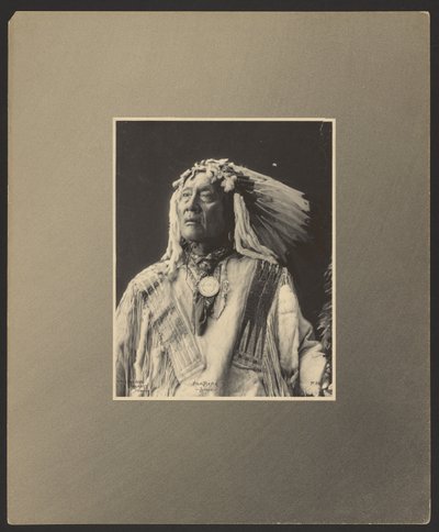 High Bear, Sioux od Adolph F. Muhr