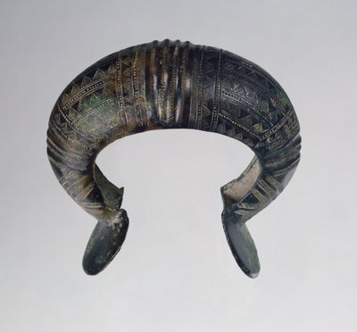 Náramek, od Reallon, Hautes-Alpes (bronz) od Age Bronze