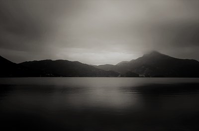 Zrcadlo, 2019, (fotografie) od Alex Caminker