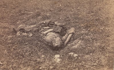 Voják Konfederace [na bitevním poli u Antietamu], září 1862. od Alexander Gardner