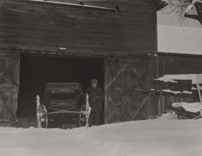 Stodola, kočár a sníh od Alfred Stieglitz