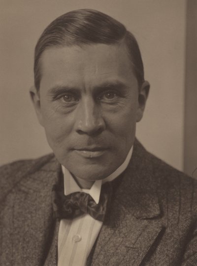 J. Nilsen Laurvik od Alfred Stieglitz