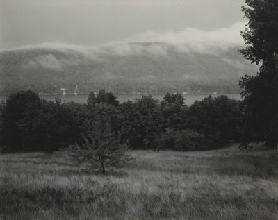 Jezero George z kopce od Alfred Stieglitz