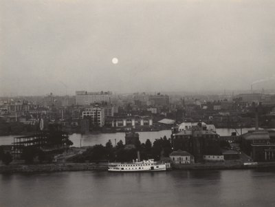 New York z ulice 405 E 54th Street od Alfred Stieglitz