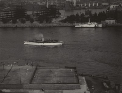 New York z ulice 405 E 54th Street od Alfred Stieglitz