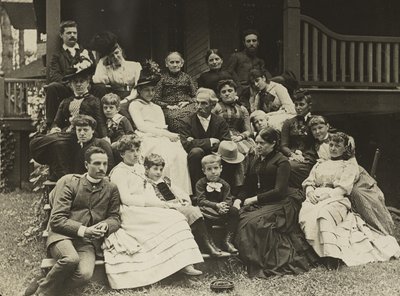 Stieglitz Family v Oaklawn, Lake George od Alfred Stieglitz