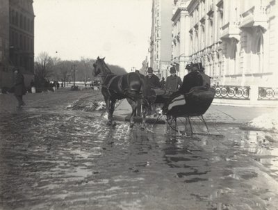Neděle, Pátá avenue a 57. ulice, New York od Alfred Stieglitz