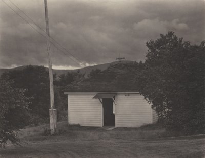 Malý domeček od Alfred Stieglitz