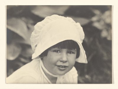 [Yvonne Boursault, Lake George] od Alfred Stieglitz