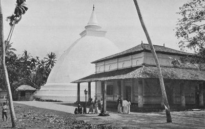 Kelaniya Temple and Dagoba, c1890, 1910 od Alfred William Amandus Plate