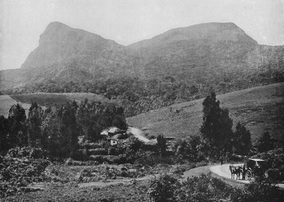 Na cestě do Hakgally. Hakgalla Rock in the Distance, c1890, 1910 od Alfred William Amandus Plate