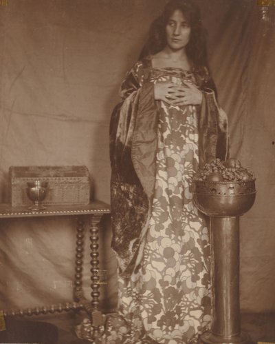Portrét Alice Dieudonne Chase, ca. 1906. od Alice Gerson Chase