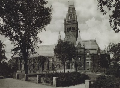 Harvardská univerzita: Memorial Hall (černobílá fotografie) od American Photographer (after)