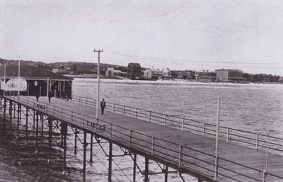 Old Orchard Beach, Maine: Pohled z mola (č/b fotografie) od American Photographer (after)