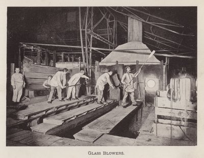 Pittsburgh: Glass Blowers (černobílá fotografie) od American Photographer (after)