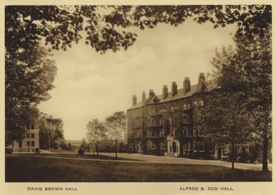 Princetonská univerzita: David Brown Hall; Alfred B Dod Hall (černobílá fotografie) od American Photographer (after)