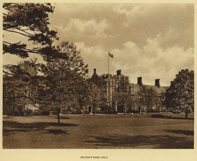 Princetonská univerzita: Sedmdesát devět Hall (černobílá fotografie) od American Photographer (after)