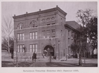 Divadlo Savannah, postaveno 1813, přestavěno 1895 (čb foto) od American Photographer (after)