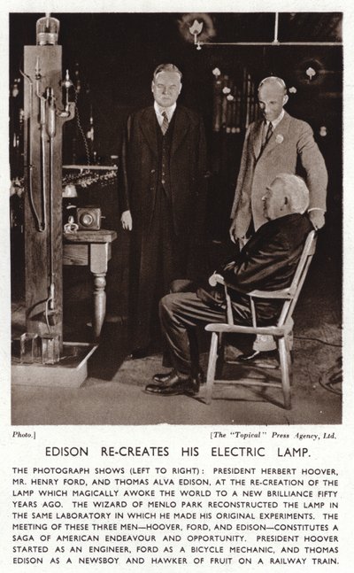 Thomas Edison znovu vytváří své elektrické světlo pro prezidenta Herberta Hoovera a Henryho Forda (černobílá fotografie) od American Photographer (after)