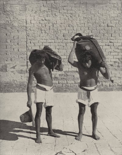 Vodní nosiče v Guanajuato (černobílá fotografie) od American Photographer (after)