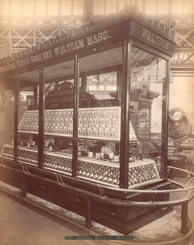 Výstava American Watch Co.s, hlavní budova, Centennial International Exhibition, Philadelphia, 1876 (tisk alba) od American Photographer