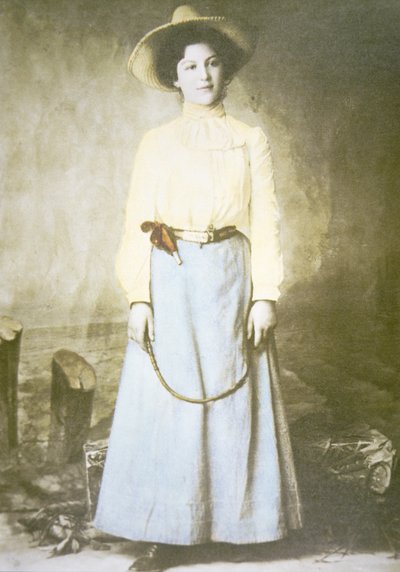 Anna Webb z Kansasu, kolem roku 1880 (černobílá fotografie) od American Photographer